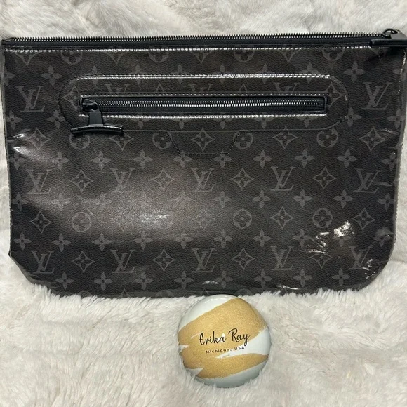 Louis Vuitton Eclipse Monogram Pochette - Picture 1 of 16